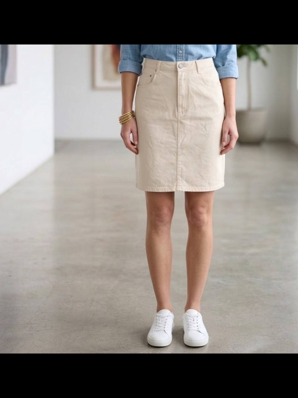Jordache Women's Cream Straight Denim Mini Skirt Size 14